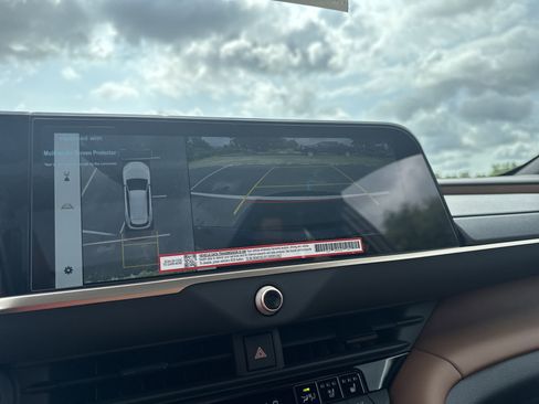 New 2025 Toyota Crown Signia w/ Advanced Technology Package image 21