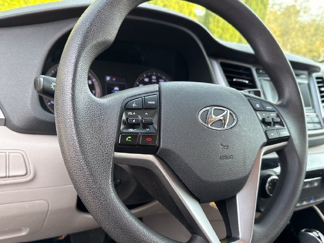 Used 2017 Hyundai Tucson SE w/ SE Popular Package 02 FWD image 13