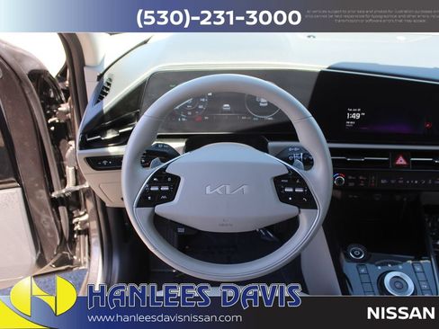 Used 2023 Kia Niro Wind FWD image 17