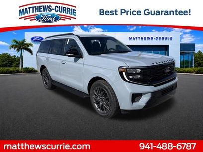 New 2026 Ford Expedition Platinum w/ Stealth Appearance Package