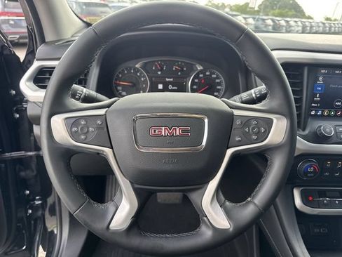 Used 2023 GMC Acadia SLT FWD image 18
