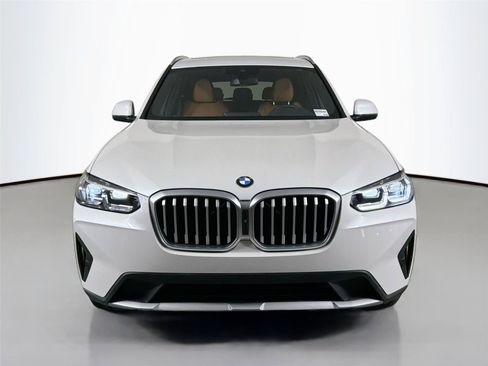 Used 2024 BMW X3 sDrive30i w/ Convenience Package w/ZPA RWD image 2