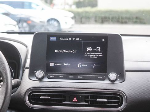 Certified 2023 Hyundai Kona SE FWD image 18