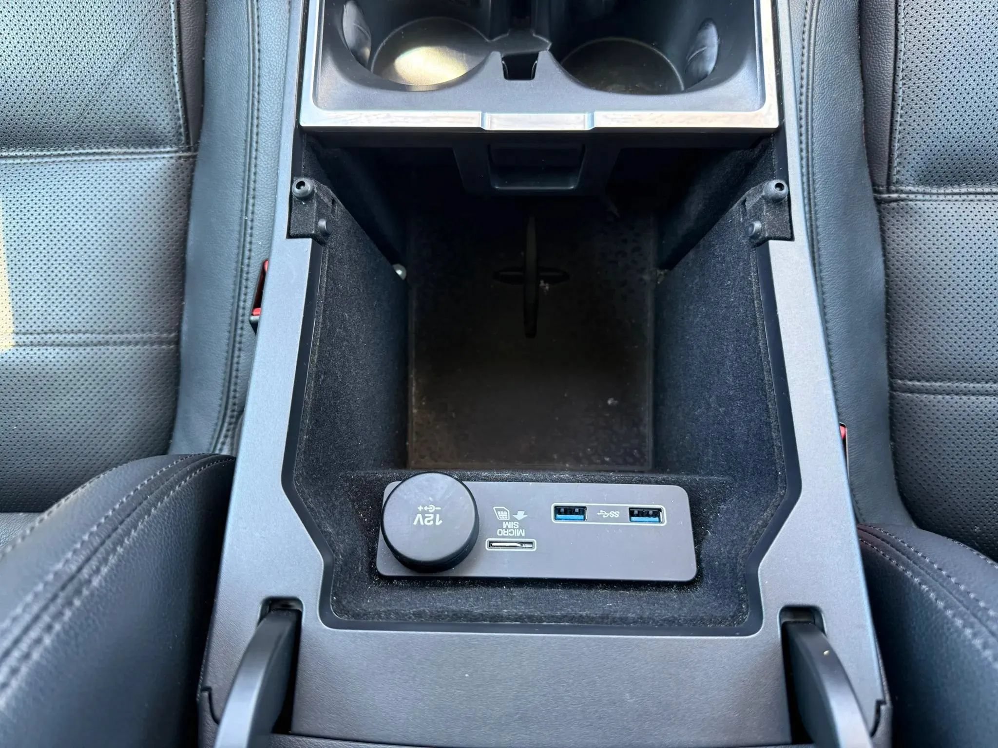 Used 2020 Jaguar E-PACE SE AWD/4WD image 29
