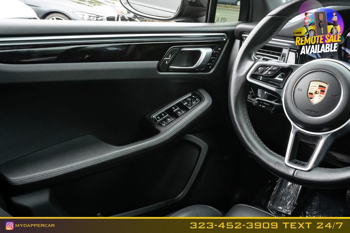Used 2020 Porsche Macan w/ Premium Package Plus AWD/4WD image 21