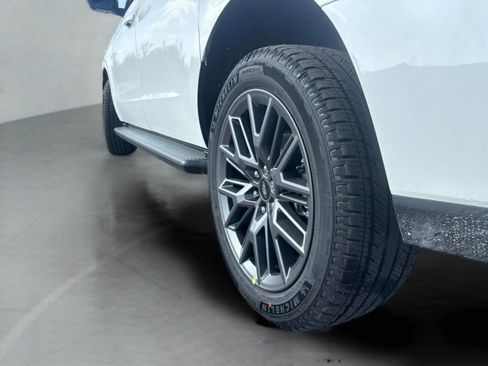 New 2026 Ford Expedition Max Platinum w/ Stealth Appearance Package AWD/4WD image 3