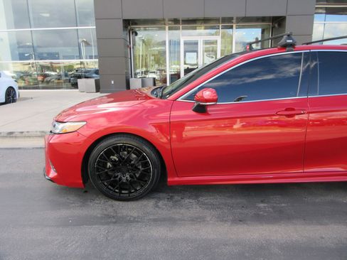 Used 2019 Toyota Camry XSE w/ Driver Assist Package FWD image 2