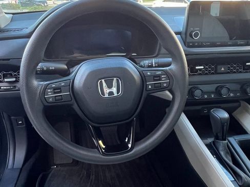 Used 2023 Honda Accord EX image 14