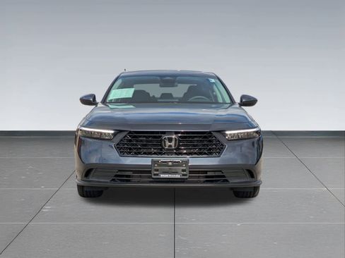 Certified 2025 Honda Accord LX image 9