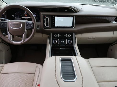 Certified 2023 GMC Yukon Denali w/ Max Trailering Package image 10