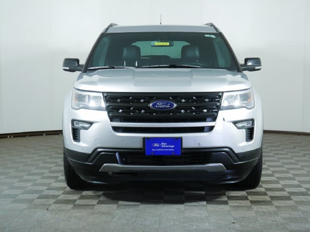 Certified 2018 Ford Explorer XLT w/ Equipment Group 202A AWD/4WD image 3