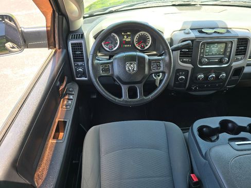 Used 2014 RAM 2500 Tradesman w/ Chrome Appearance Group AWD/4WD image 20