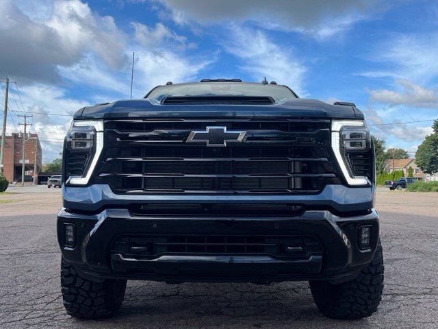 Used 2026 Chevrolet Silverado 2500 LTZ w/ Trail Boss Package AWD/4WD image 9