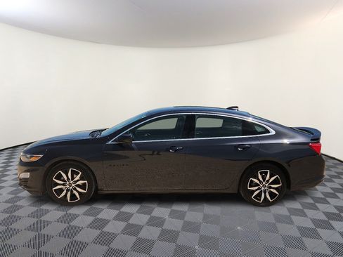 Used 2023 Chevrolet Malibu RS FWD image 2
