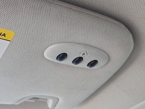 Used 2021 Ford Edge Titanium w/ Class II Trailer Tow Package image 30