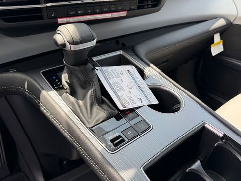 New 2026 Toyota Sienna XLE FWD image 26