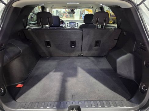 Used 2020 Chevrolet Equinox LT AWD/4WD image 27