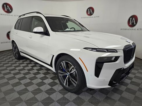 New 2026 BMW X7 xDrive40i AWD/4WD image 1