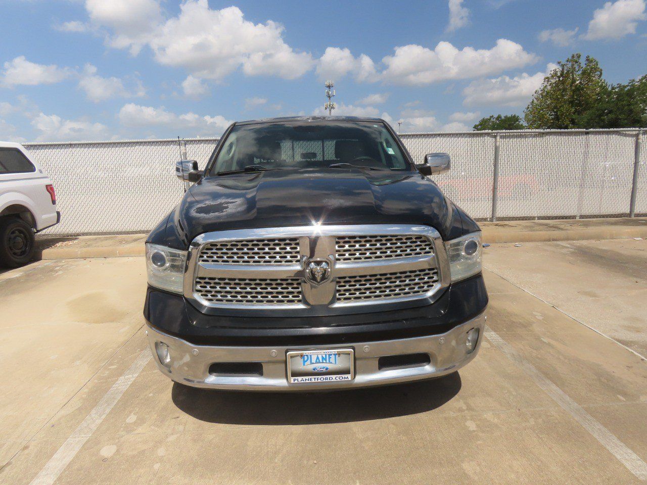 Used 2014 RAM 1500 Laramie w/ Convenience Group RWD image 5