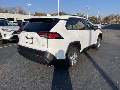 New 2025 Toyota RAV4 XLE image 12