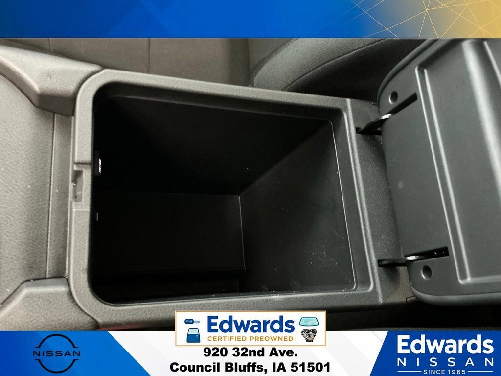 Used 2025 Nissan Sentra S w/ Lighting Package FWD image 26