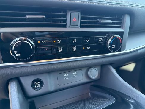Certified 2025 Nissan Rogue S FWD image 34