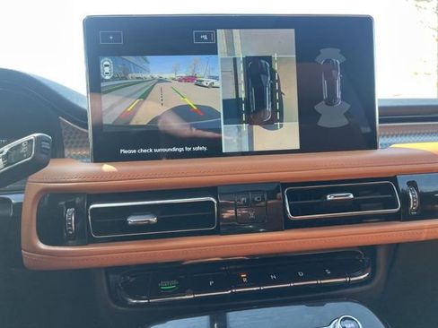 Used 2023 Lincoln Nautilus Black Label AWD/4WD image 32