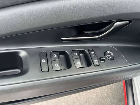 Used 2025 Hyundai Elantra N FWD image 15