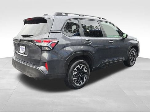 New 2025 Subaru Forester Premium image 8