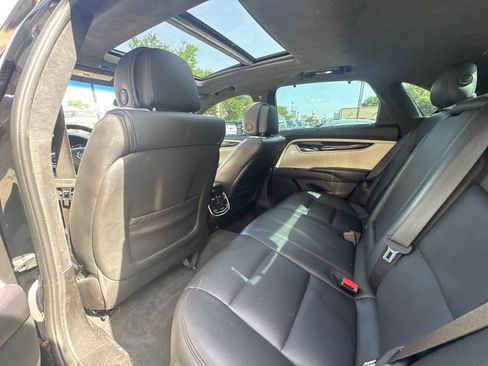 Used 2014 Cadillac XTS Platinum FWD image 19