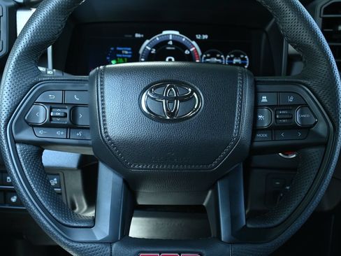 Used 2025 Toyota Tundra TRD Pro AWD/4WD image 18