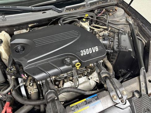 Used 2009 Chevrolet Impala LT FWD image 33