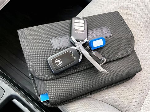 Used 2016 Honda CR-V EX image 15