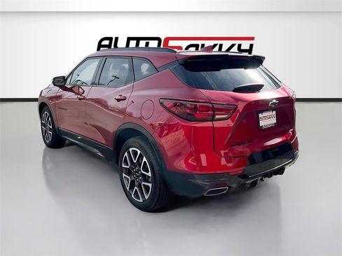 Used 2023 Chevrolet Blazer RS w/ Enhanced Convenience Package image 5