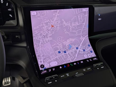 New 2026 Porsche Cayenne Turbo AWD/4WD image 32