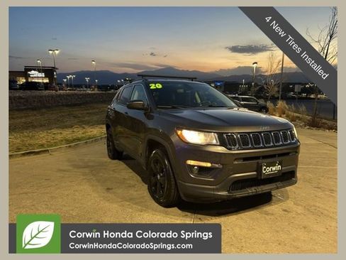 Used 2020 Jeep Compass Latitude w/ Cold Weather Group AWD/4WD image 1