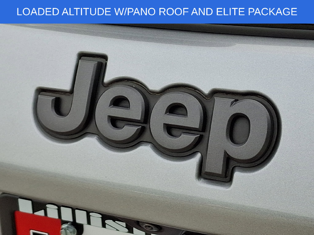 Used 2023 Jeep Compass High Altitude AWD/4WD image 32