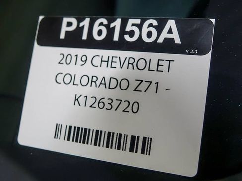 Certified 2019 Chevrolet Colorado Z71 w/ Z71 Midnight Edition AWD/4WD image 31