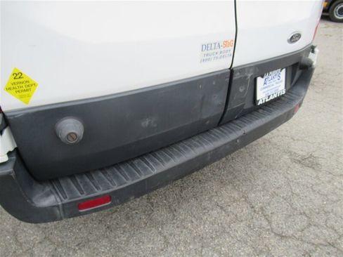 Used 2018 Ford Transit 250 148 High Roof image 26