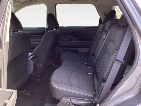 Used 2024 Nissan Pathfinder SV image 24