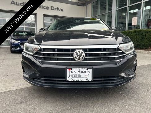 Used 2019 Volkswagen Jetta SEL image 8