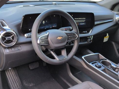 New 2026 Chevrolet Equinox LT w/ Safety and Technology Package FWD image 10