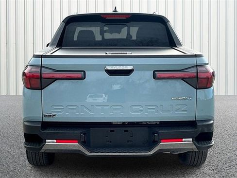 Used 2025 Hyundai Santa Cruz Limited image 4