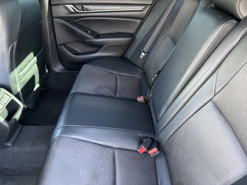 Used 2021 Honda Accord Sport image 17