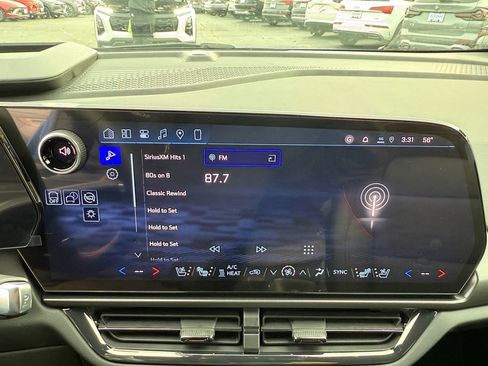 New 2026 Chevrolet Equinox EV RS image 18