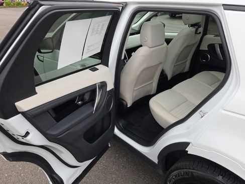 Certified 2024 Land Rover Discovery Sport S image 15