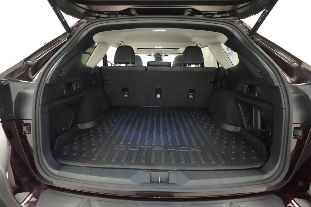 Certified 2024 Subaru Outback Touring XT AWD/4WD image 10