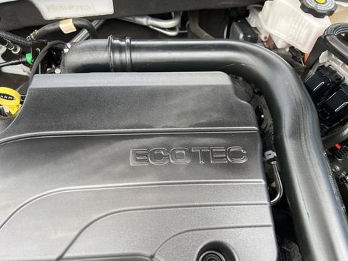 Used 2023 Chevrolet Malibu LT image 16