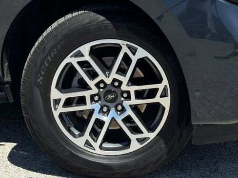 Certified 2025 Ford Expedition Active image 34