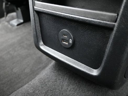 Used 2022 Ford Edge SEL image 16